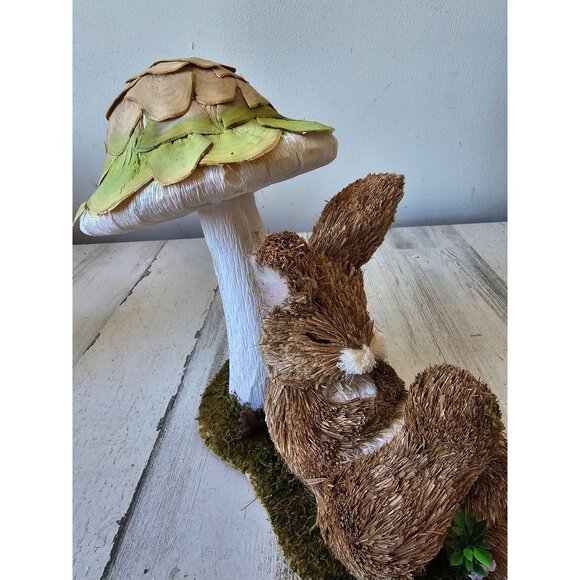 Vintage sisal bottle brush bunny rabbit mushroom Easter spring decor statue figu - Picture 5 of 8